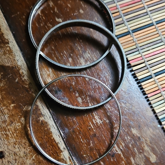 Chic Two-Tone Bangle Set - Picture 2 of 2